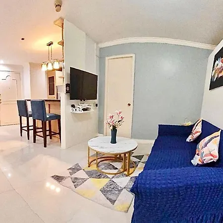 16 Guest For Group At Palm Tower 2 Makati Rm 203 Appartement